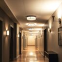 Oświetlenie przedpokoju: typowe błędy, które obniżają komfort i jak je naprawić